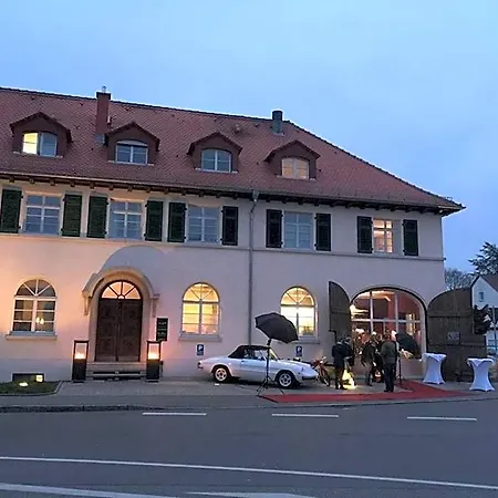 Behr Hotell 4*